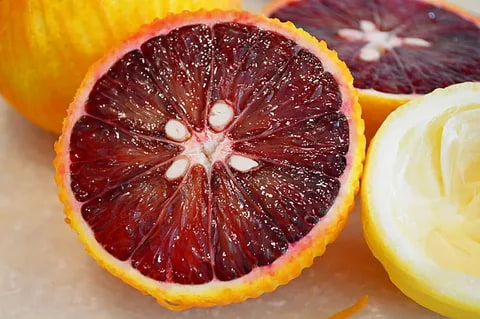تصویر 1 از پرتقال خونی شیرین تازه با طعم دلنشین و طبیعی